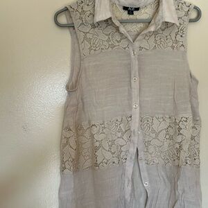 AGB Women's Sleeveless Button-Down Lace Blouse - Beige